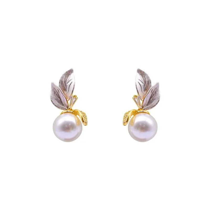 Elegant Pearl Leaf Design Hoop Earrings