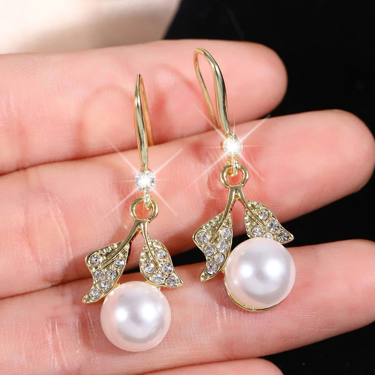 Silver Needle Bow Studded With Diamond Pearl Earrings